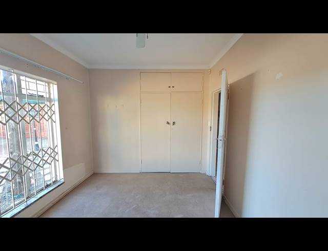 3 BEDROOM HOUSE FOR SALE IN VANDERBIJLPARK SE 6